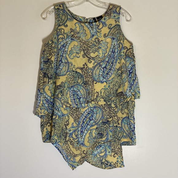 new directions Tops - New Directions Top Womens Small‎ Yellow Blue Paisley Sleeveless Tunic Blouse